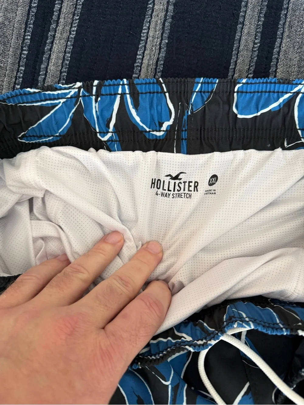 Men’s Hollister Black Swim Board Shorts with Blue Floral Print XXL